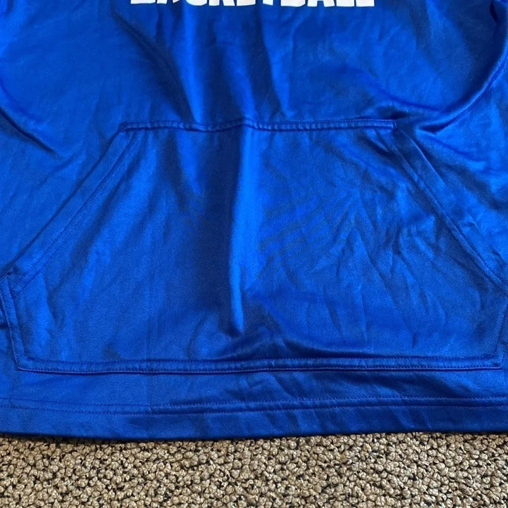 Nike Basketball Hoodie Sweatshirt Size Youth XL in Like New Condition